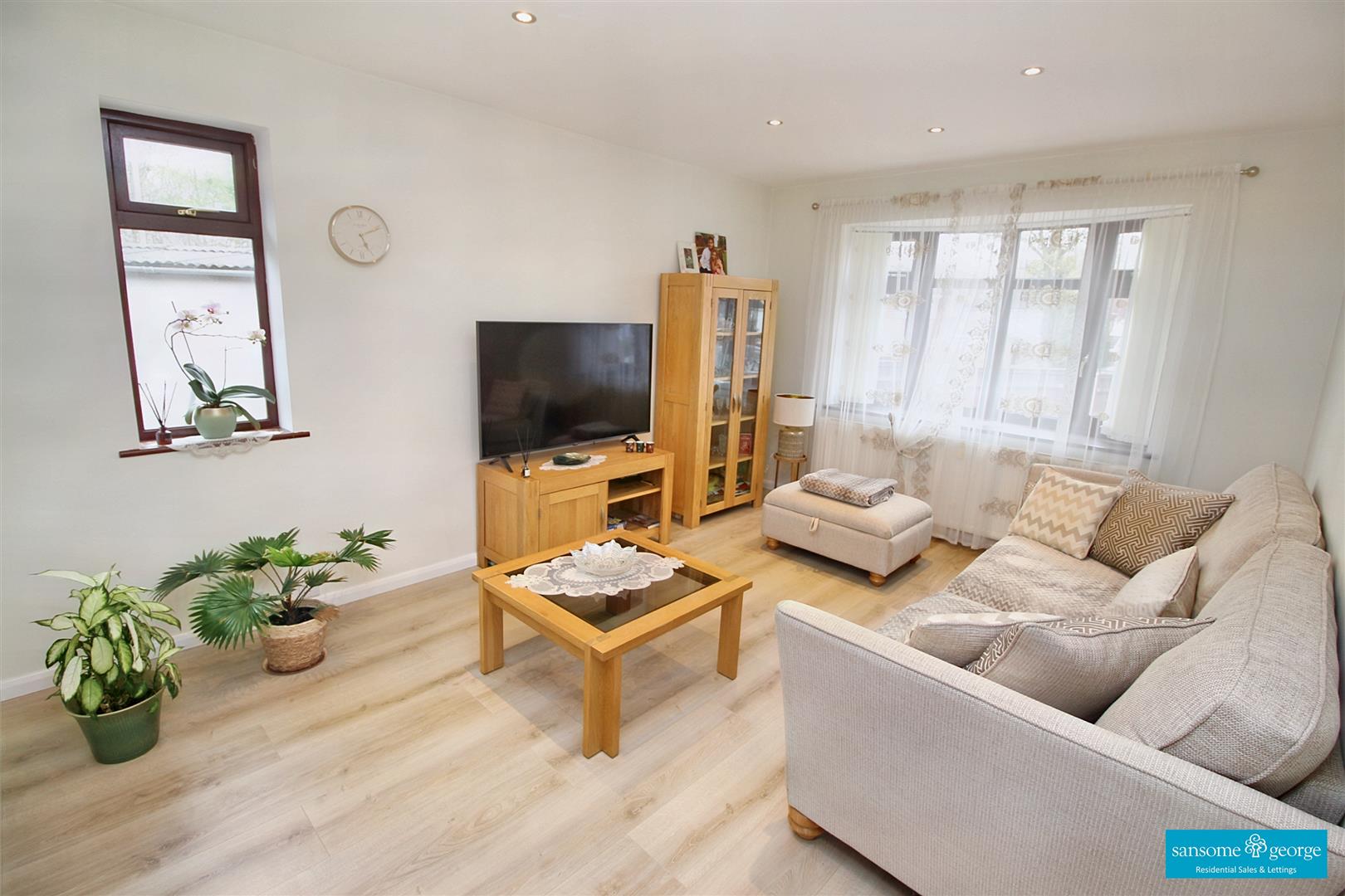 Haywood Way, Tilehurst